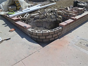 Curved wall construction