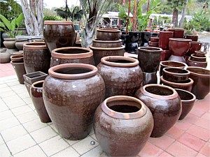 Landscape Pottery & Planters