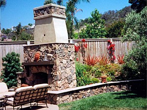 Hardscape - BBQ\'s Fireplaces & Rings