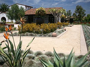 Drought Tolerant & Low Water Use Landscapes